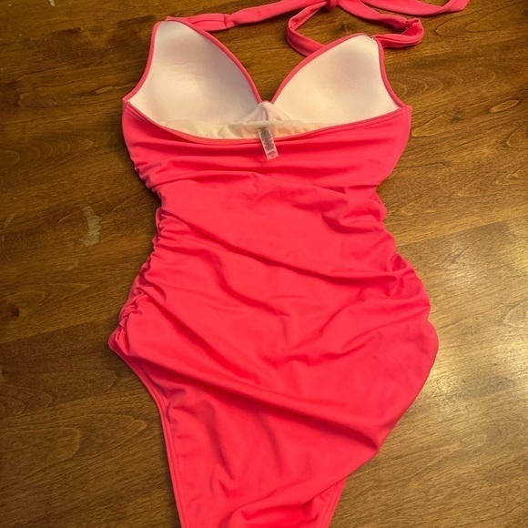 Victoria’s Secret Hot Pink Bathing Suit Ladies S/P EUC Summer Pool Beach Chic - Picture 3 of 9